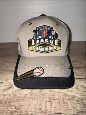 Vintage SF Giants 2002 NL Champions Hat Y2K MLB New Era Clubhouse Cap Sportswear